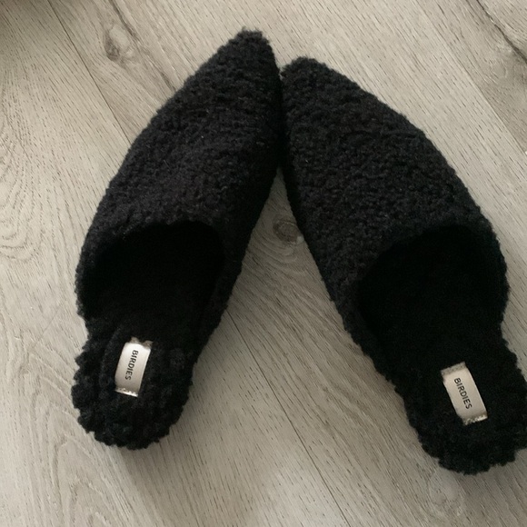 Birdies The‎ Lark Black Faux Shearling Slop-on Mules Size 9 slippers NWOT - Picture 10 of 12